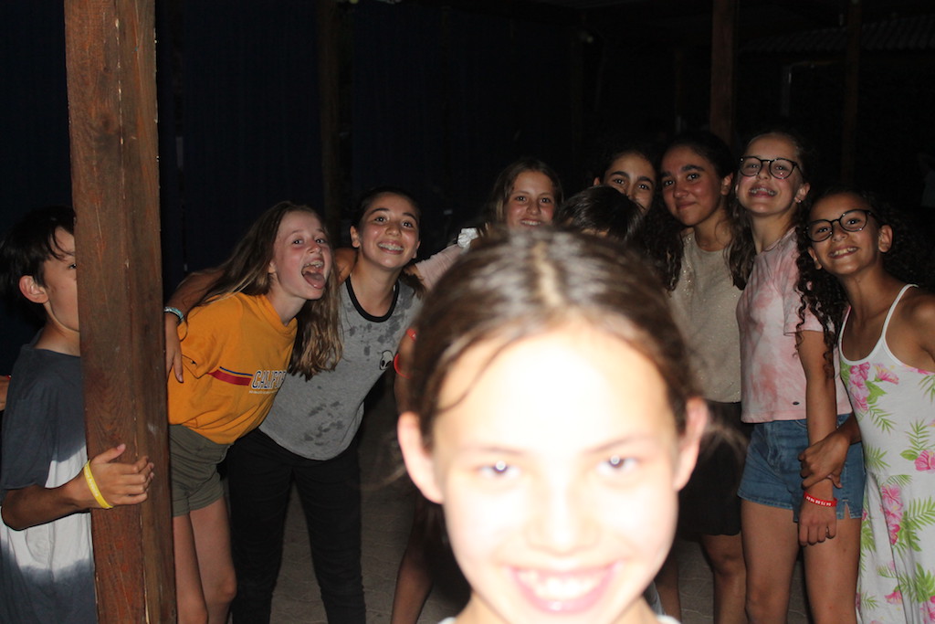 Village Camps International Summer Camp Ard&egrave;che, France 2019-07-26 https://www.villagecamps.com/journals_admin/images/2236-7373-DiscoBall15 copy.jpg
